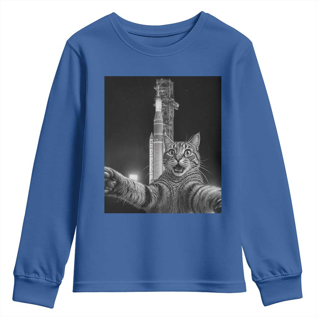 Funny Cat Selfie Lunar Mission 2026 Youth Sweatshirt