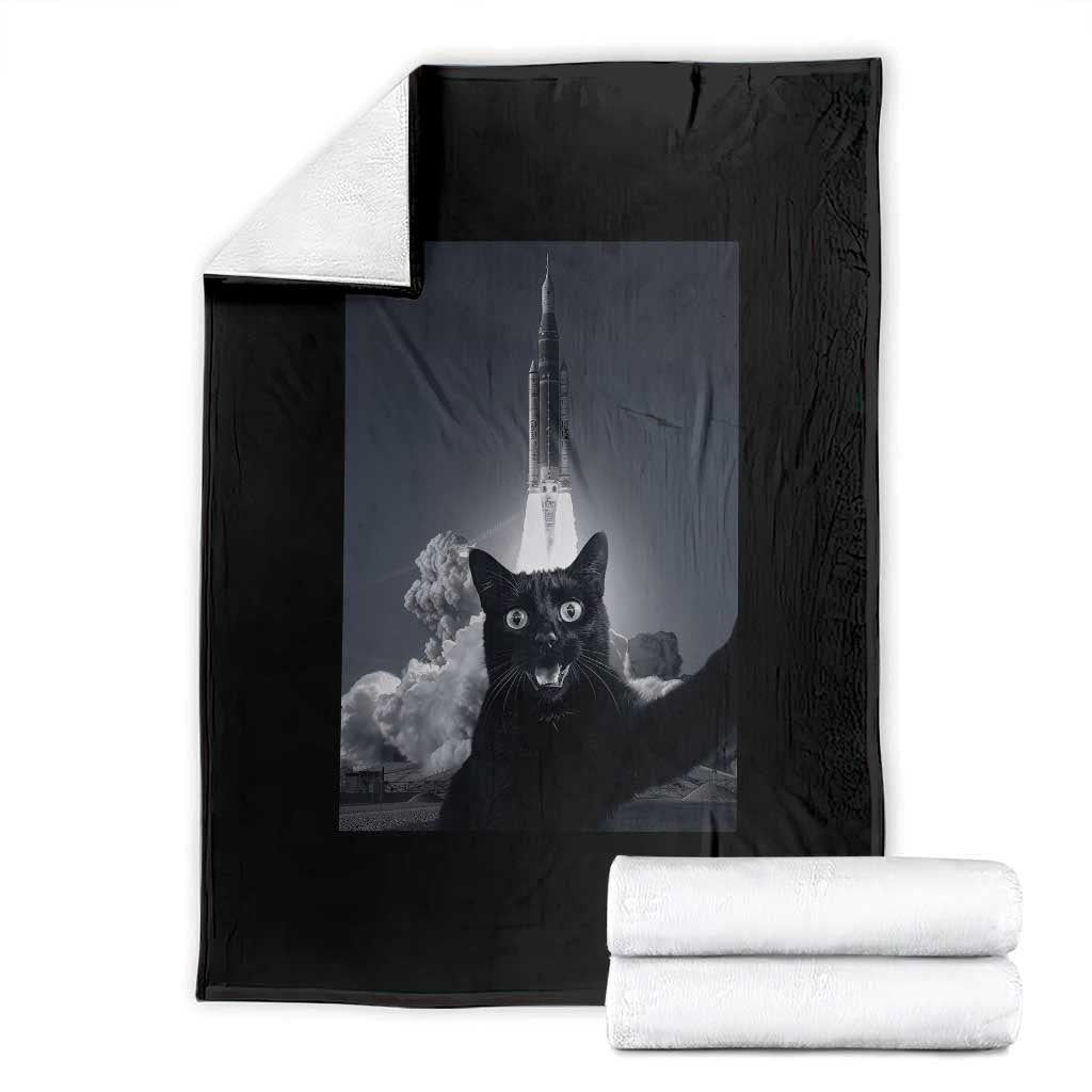 Funny Black Cat Selfie Throw Blanket Back To The Moon Mission 2026