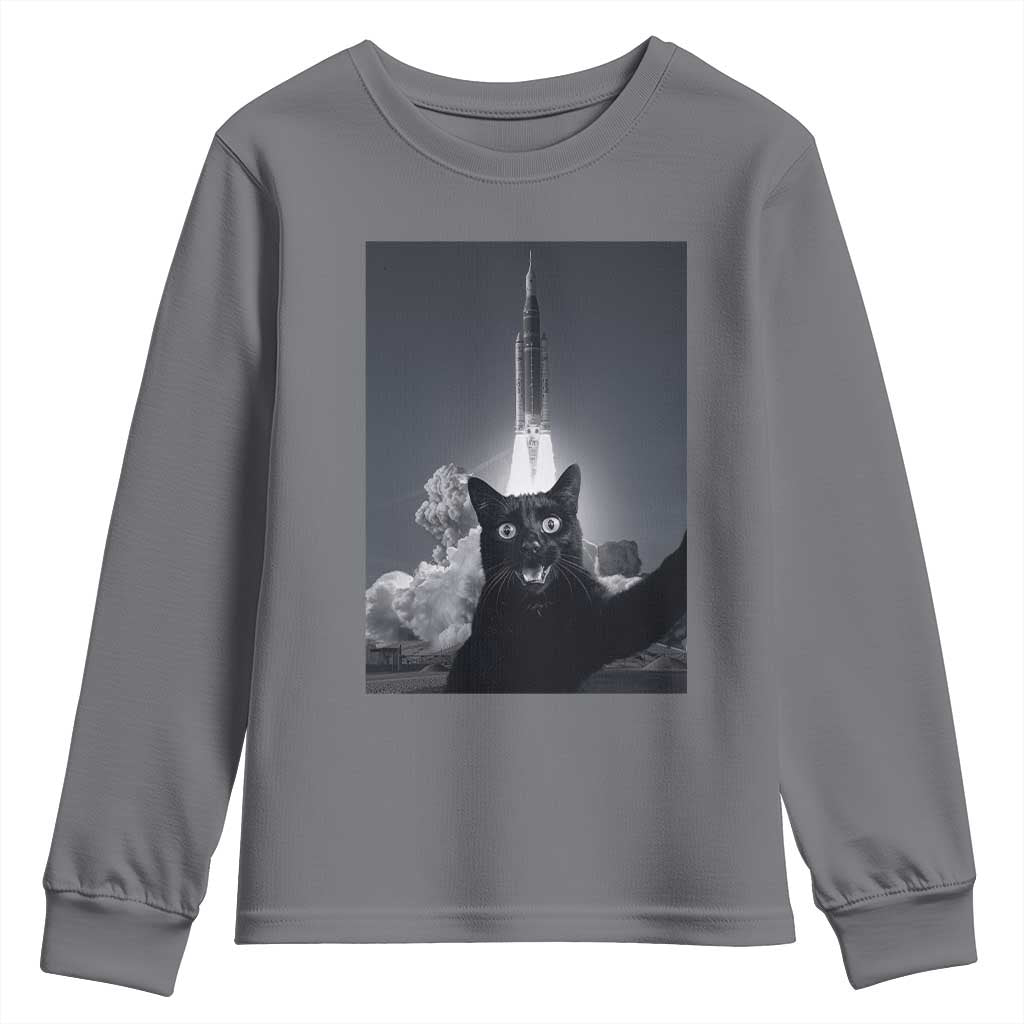 Funny Black Cat Selfie Youth Sweatshirt Back To The Moon Mission 2026