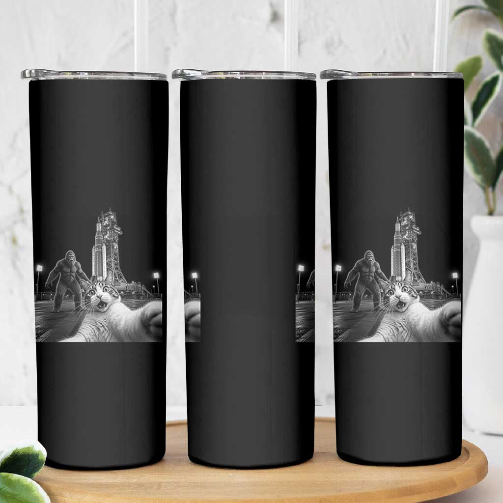 Funny Cat Selfie with Bigfoot Skinny Tumbler Back To The Moon Mission 2026