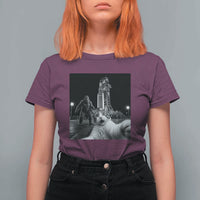 Funny Cat Selfie with Bigfoot T Shirt For Women Back To The Moon Mission 2026