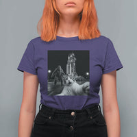 Funny Cat Selfie with Bigfoot T Shirt For Women Back To The Moon Mission 2026