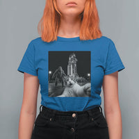 Funny Cat Selfie with Bigfoot T Shirt For Women Back To The Moon Mission 2026