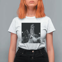 Funny Cat Selfie with Bigfoot T Shirt For Women Back To The Moon Mission 2026