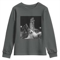 Funny Cat Selfie with Bigfoot Youth Sweatshirt Back To The Moon Mission 2026