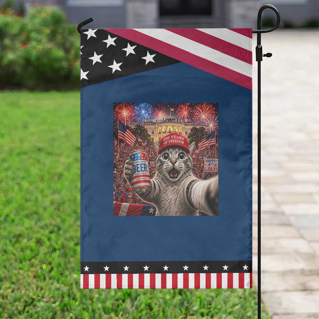 250 Years Of Freedom Patriotic Garden Flag Funny Cat Selfie 4th of July Party