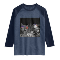 Funny Cat Selfie 4th of July Raglan Shirt Patriotic Eagle American Flag Gift