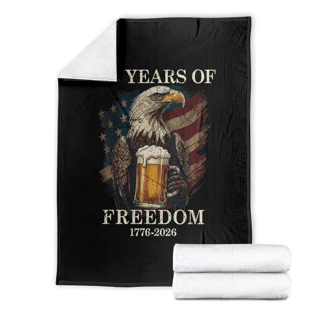 250 Years Of Freedom Throw Blanket Bald Eagle Drinking Beer American Flag