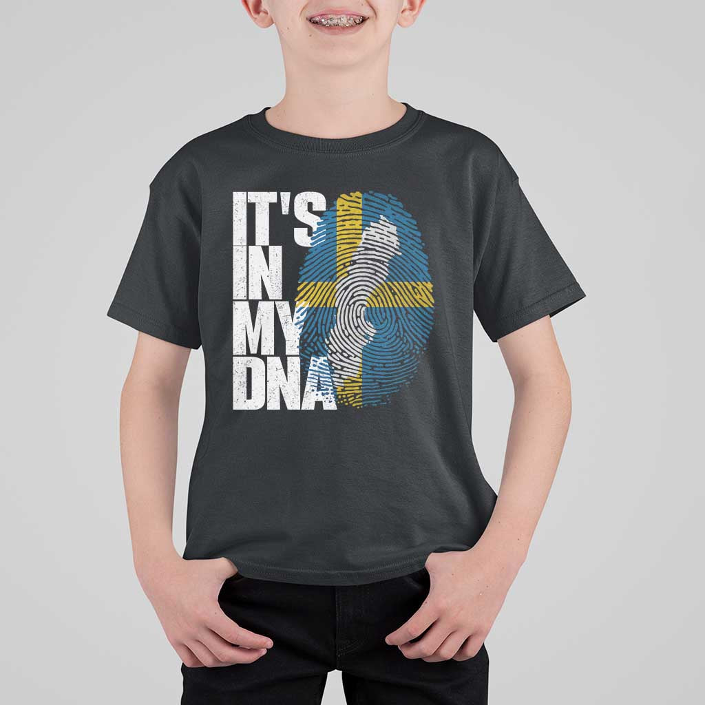 It's in My DNA T Shirt For Kid Sweden Sverige Swedish Map Flag