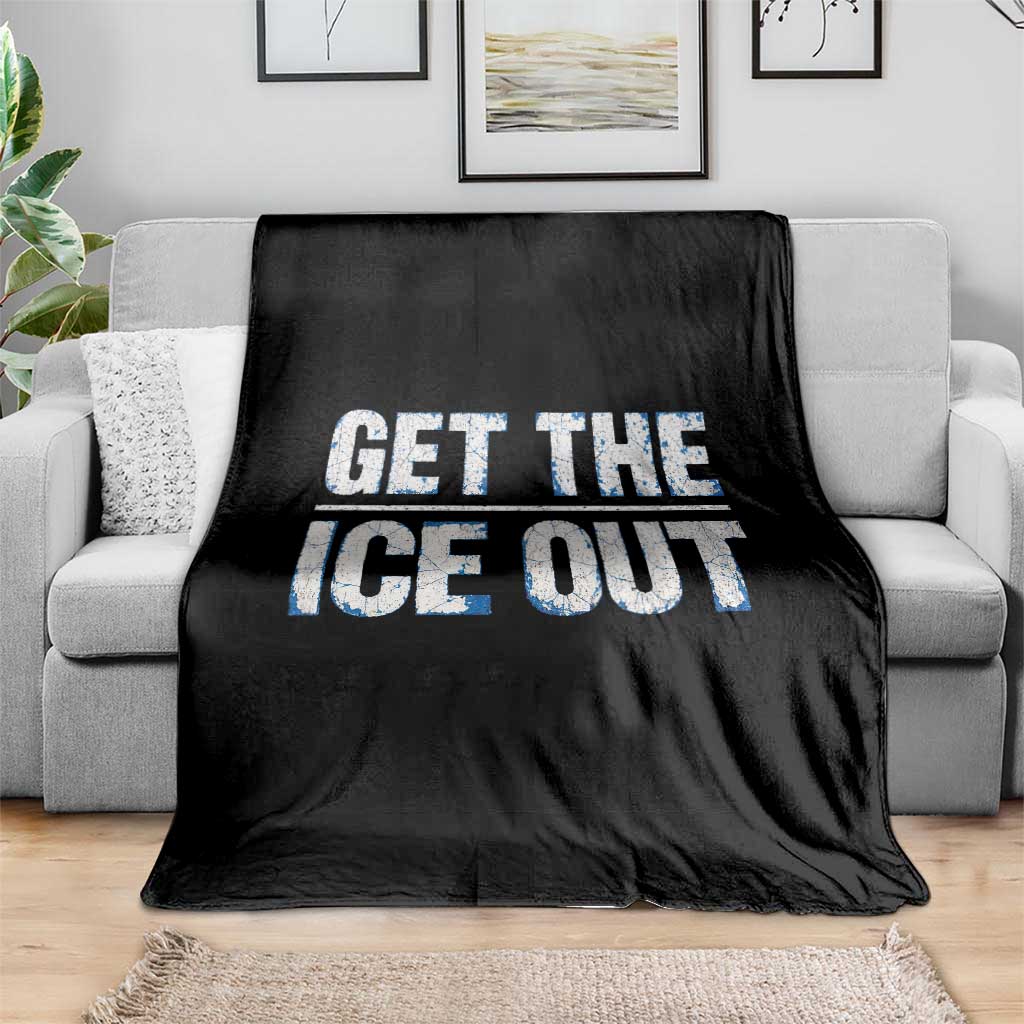 Minnesota Resist Anti ICE Immigration Protest Ladies Throw Blanket