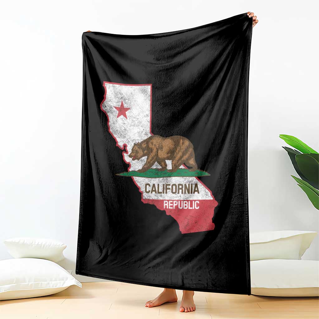 California Republic Cali Map Flag Distressed Style Throw Blanket