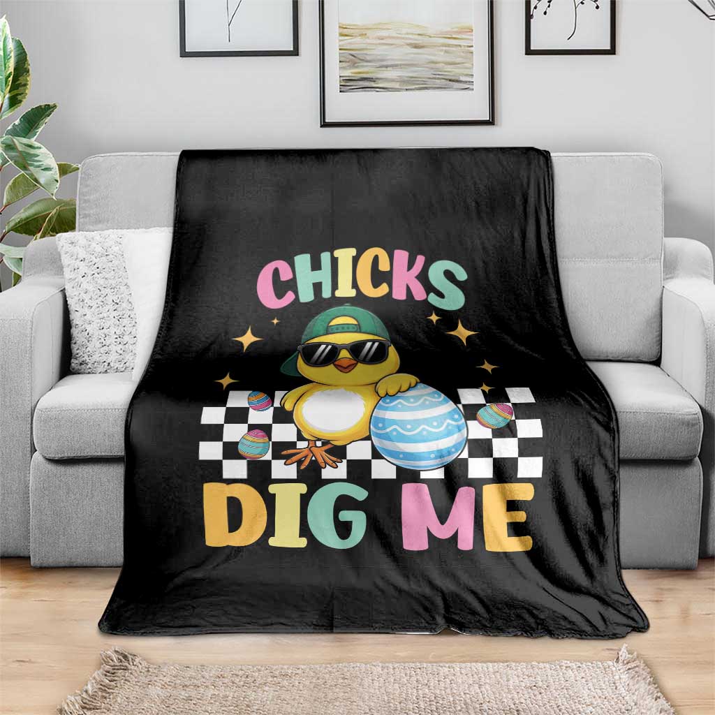 Chicks Dig Me Throw Blanket Funny Easter Chick