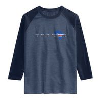 Germany Heartbeat EKG Deutschland Flag Map Raglan Shirt