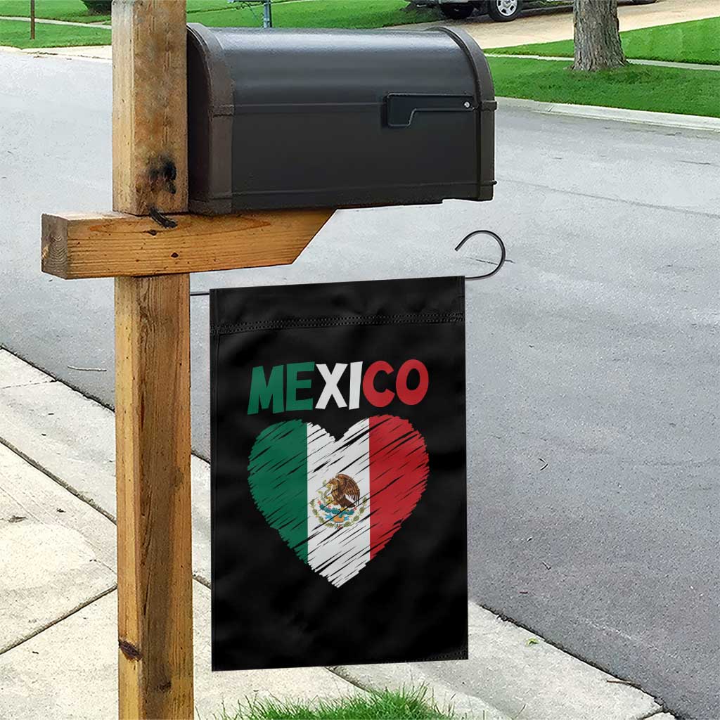 Mexican Flag Heart Mexico City Independence Day Gift Garden Flag