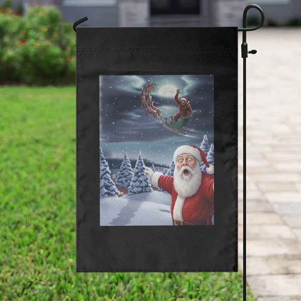 Funny Santa With Bigfoot Selfie Christmas Garden Flag - Wonder Print Shop
