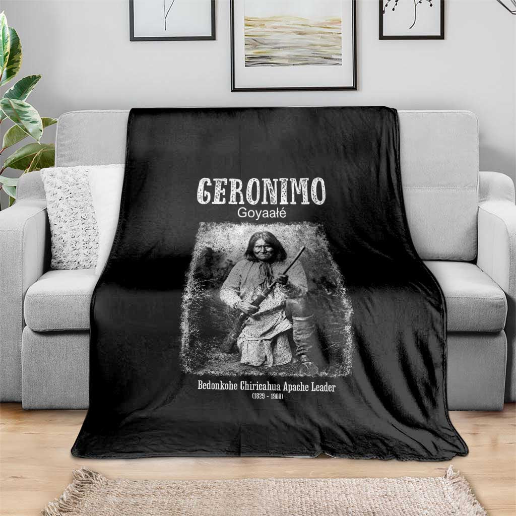 Geronimo Apache Leader American Indian History Throw Blanket