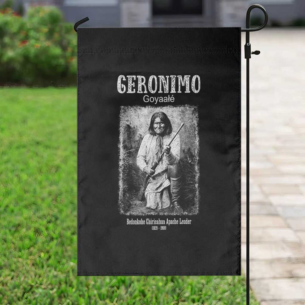Geronimo Apache Leader American Indian History Garden Flag