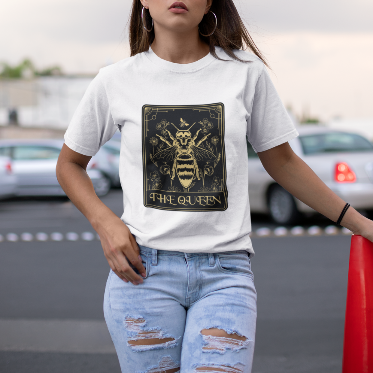 Dark Academia Spiritual The Queen Bee Tarot Card T Shirt For Women - Wonder Print Shop