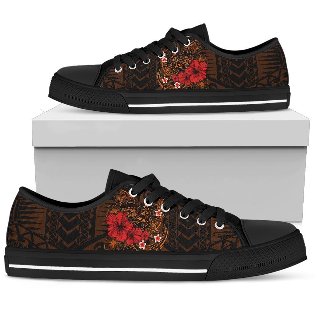 polynesian-hawaii-low-top-shoes-humpback-whale-with-hibiscus-golden