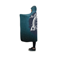 viking-hooded-blanket-helm-of-awe-of-viking