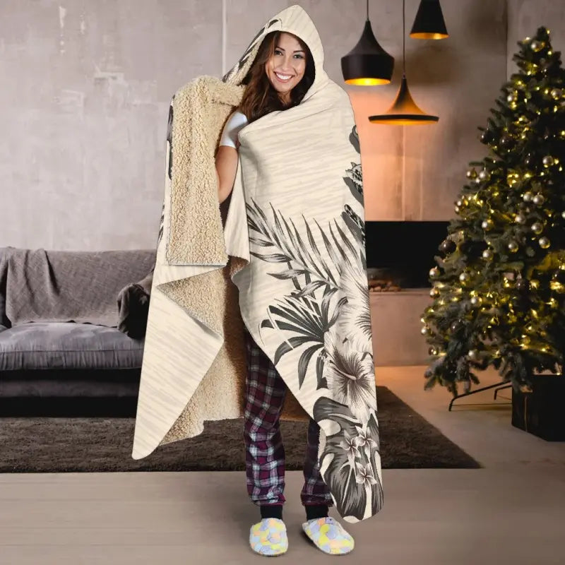 guyana-hooded-blanket-the-beige-hibiscus