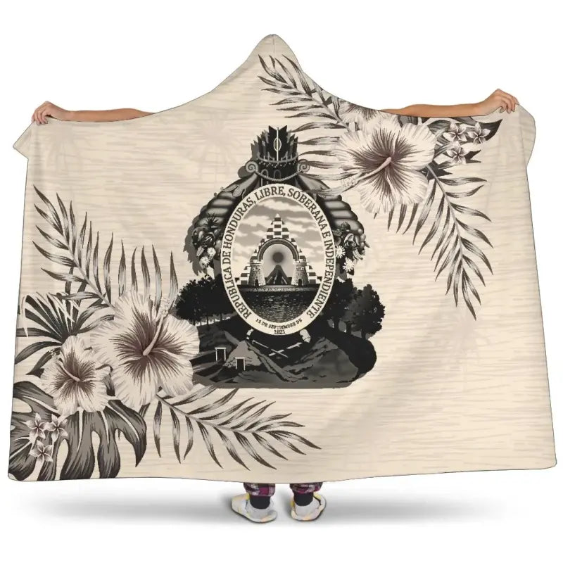 honduras-hooded-blanket-the-beige-hibiscus