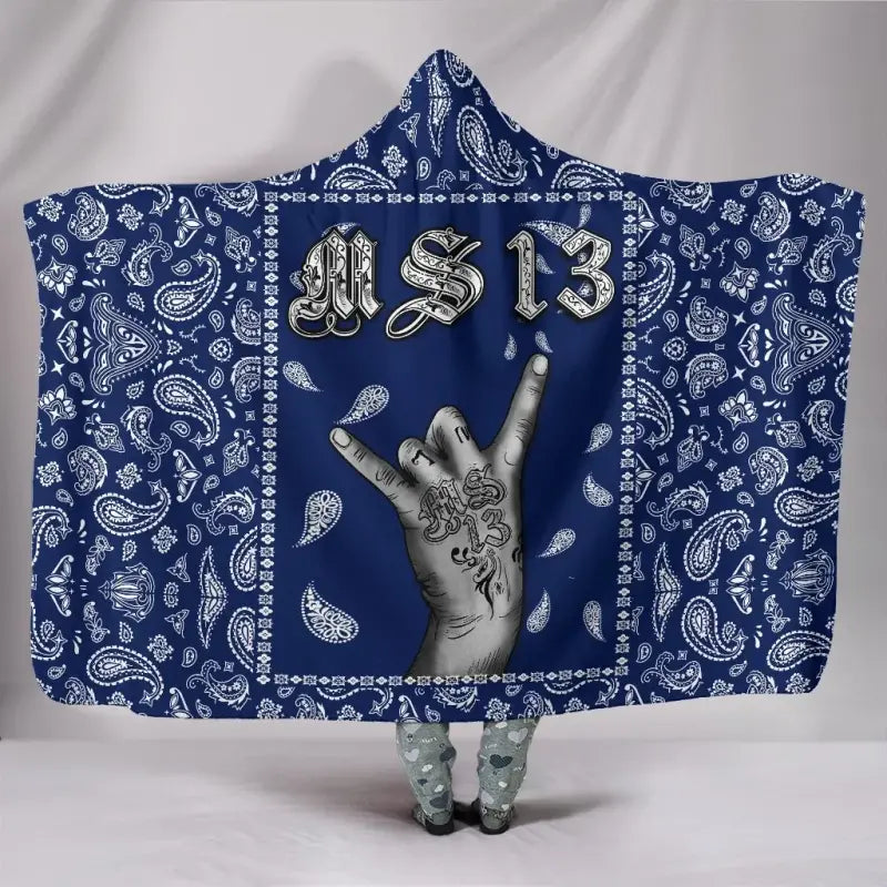 hooded-blanket-blue-bandana