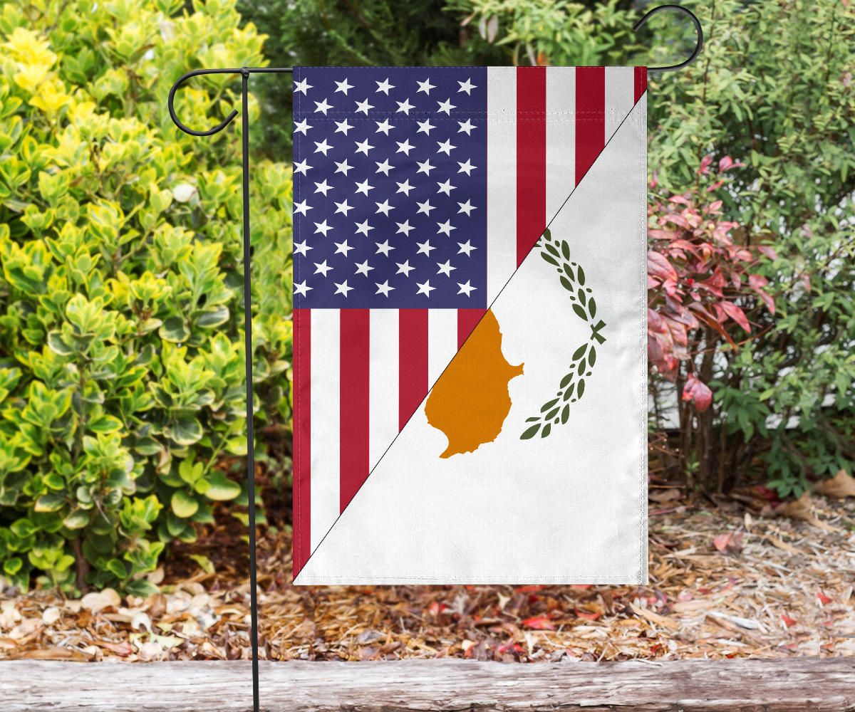 us-flag-with-cyprus-flag