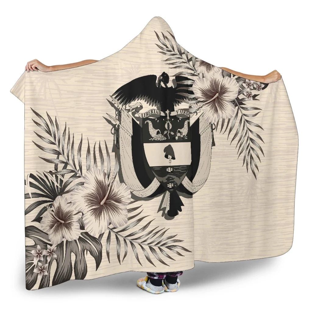 colombia-hooded-blanket-the-beige-hibiscus