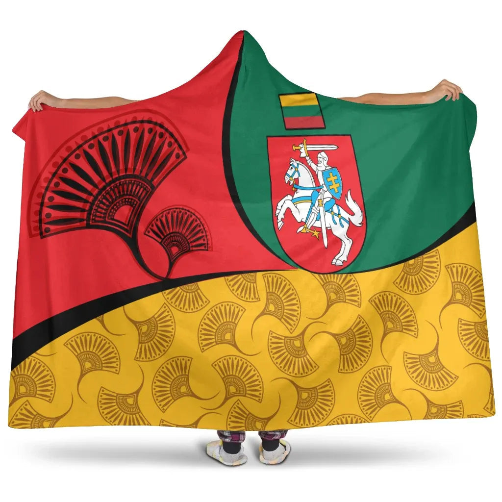 lithuania-hooded-blanket-flag-of-lithuania