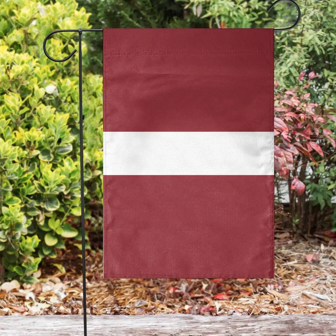 latvia-flag-garden-flaghouse-flag