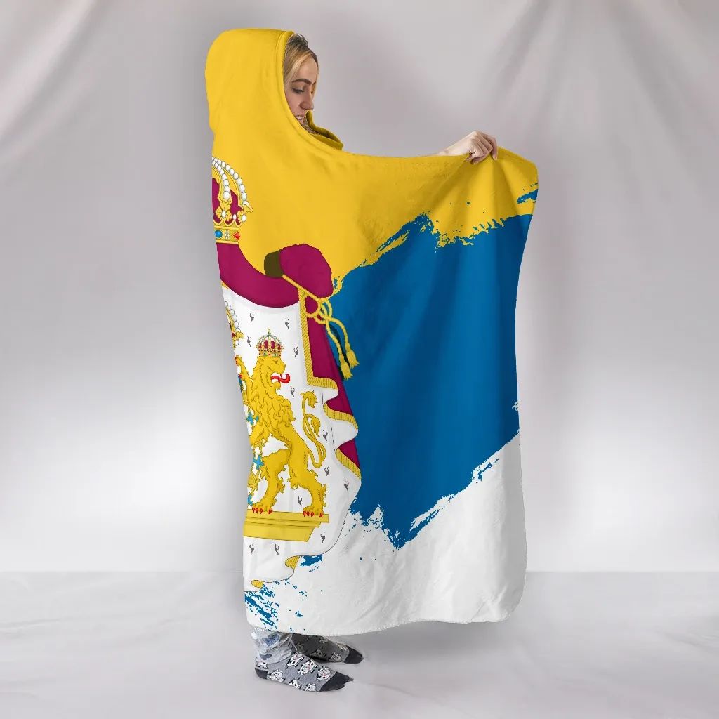 sweden-special-hooded-blanket