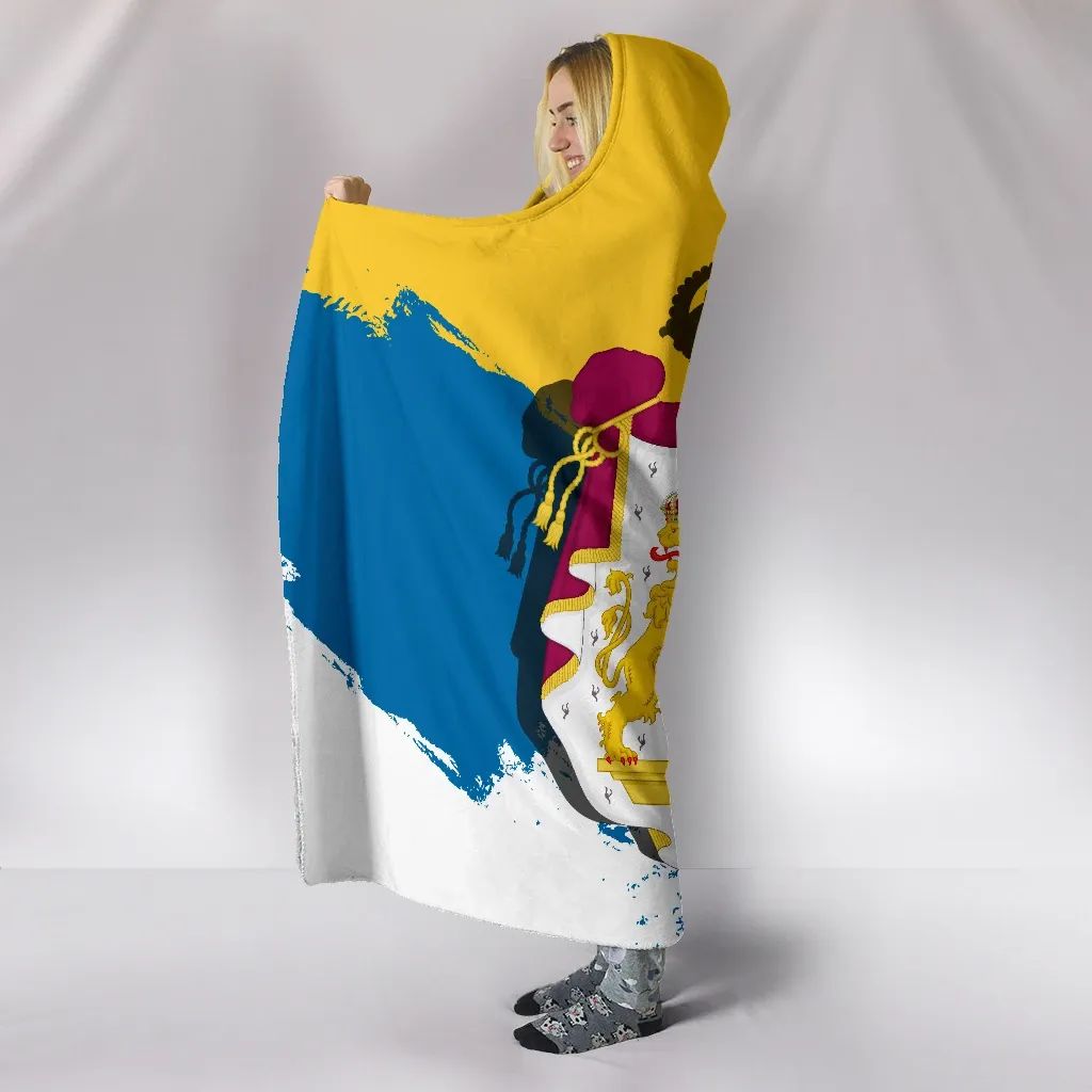 sweden-special-hooded-blanket