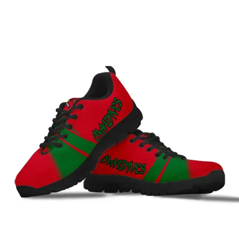 maldives-coat-of-arms-sneakers-cricket