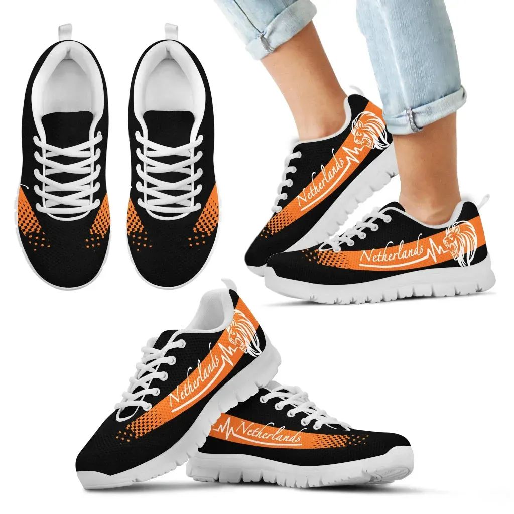 The Netherlands Sneakers Lion Heartbeat RLT7 - Wonder Print Shop
