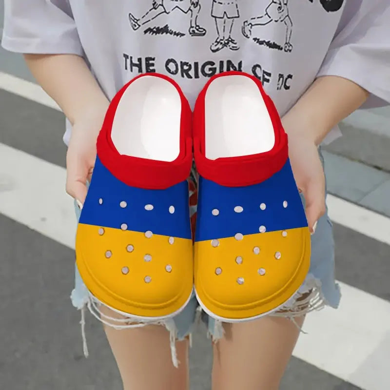 armenia-clog