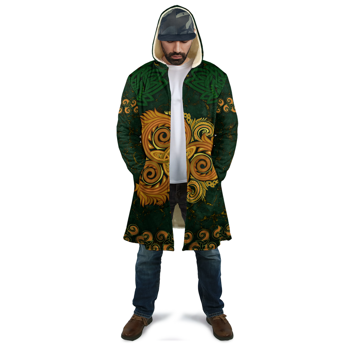 celtic-disk-ornament-triple-spiral-cloak