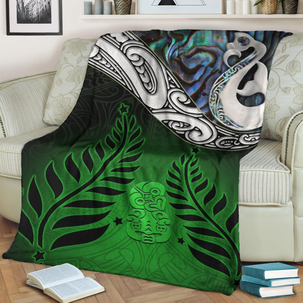 new-zealand-maori-premium-blanket-manaia-paua-shell-glitter-green