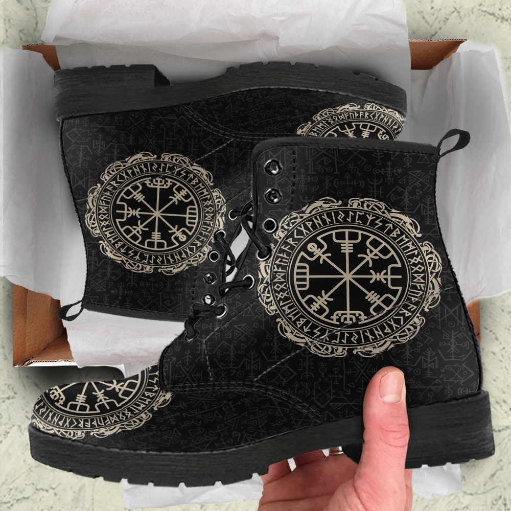 viking-mens-leather-boots-vegvisir-symbol-rune-circle-with-futhark
