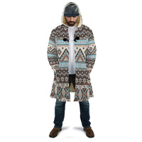 tribal-striped-seamless-cloak