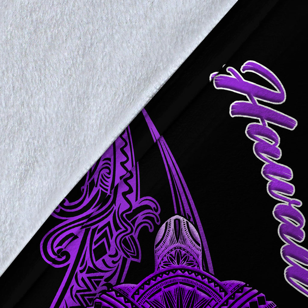 hawaii-turtle-with-plumeria-leaf-purple-blanket