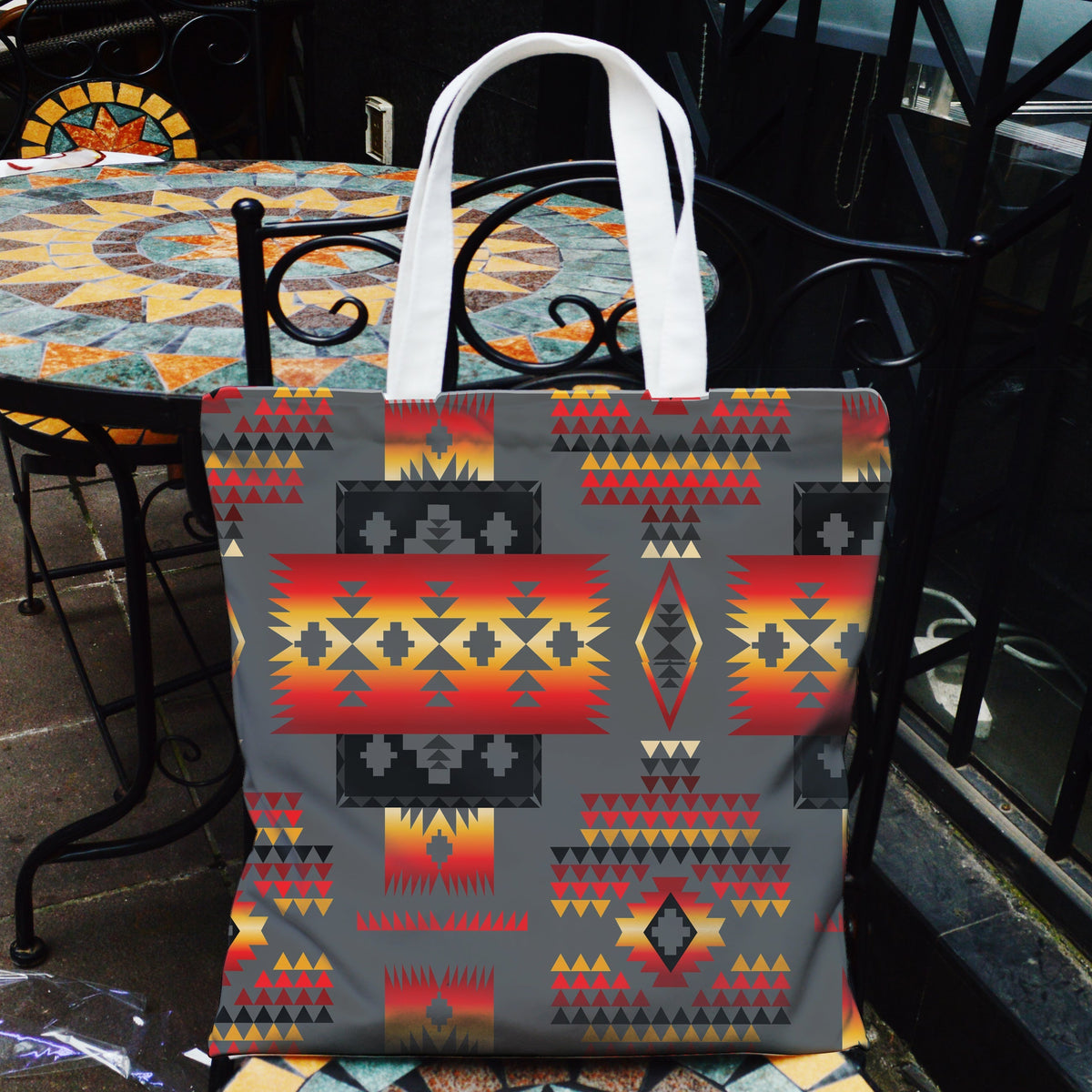 gray-tribe-pattern-native-american-pocket-canvas-bag