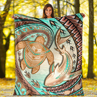 hawaii-premium-blanket-polynesian-shark-and-sea-turtle-dreamy-turquoise-artsy