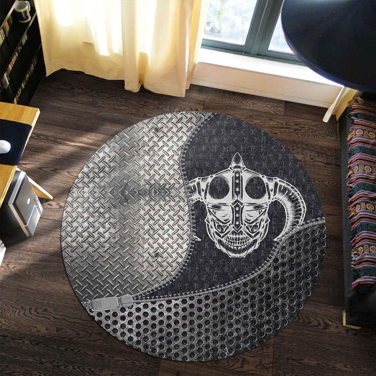 viking-carpet-black-and-white-skull-using-helmet-round-carpet