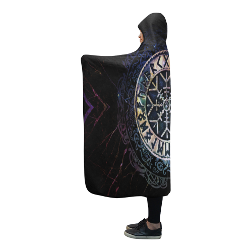 viking-hooded-blanket-helm-of-awe-rune-circle