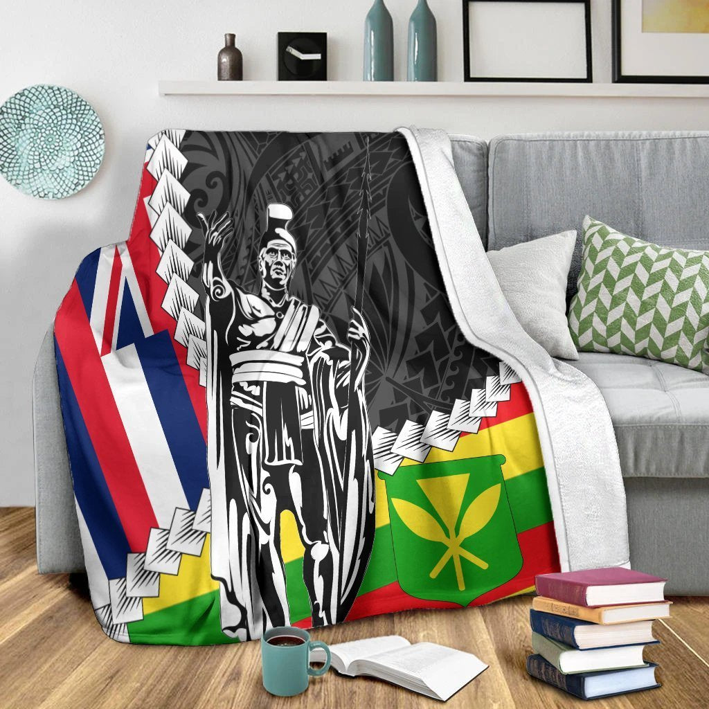 Black Polynesian throw blanket with kanaka maoli king print and green-red flag section
