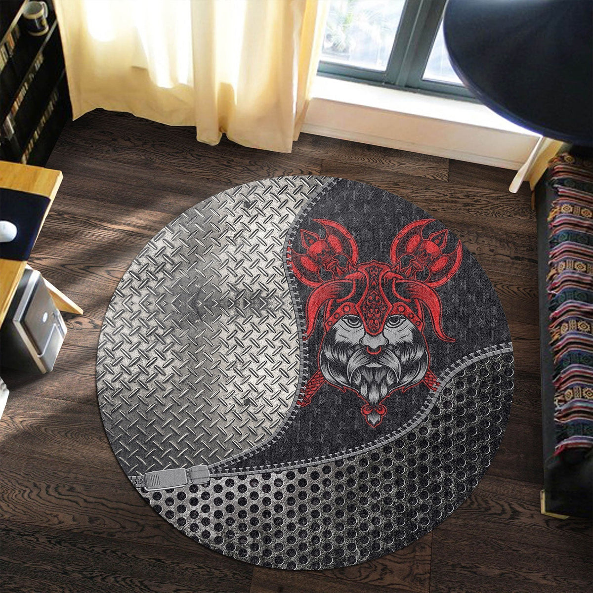 viking-carpet-head-on-black-round-carpet