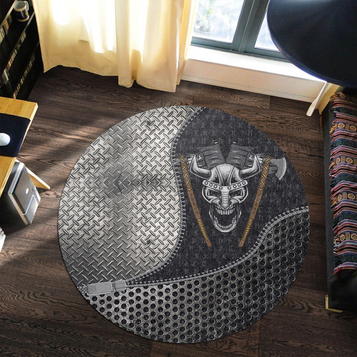 viking-carpet-helmet-head-round-carpet