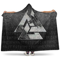 viking-hooded-blanket-huginn-muninn-ravens-from-odin-viking-hooded-blanket