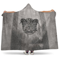 viking-hooded-blanket-viking-valknut-and-raven-hooded-blanket